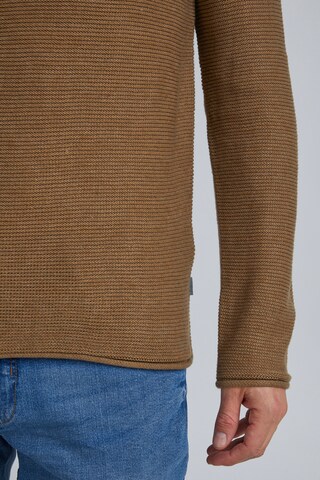 !Solid Sweter w kolorze brązowy