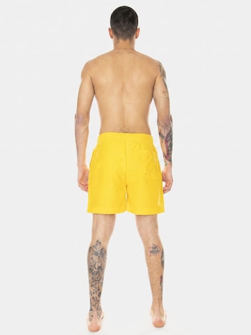 Boardshorts 'Chase Trunk Sunflower / Gold' Carhartt WIP en orange