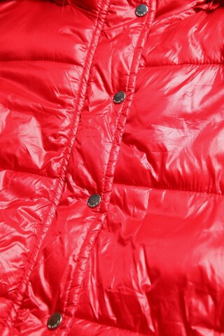 Review Steppjacke S in Rot