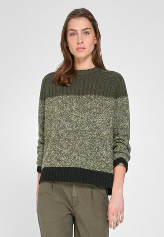 DAY.LIKE Sweater in Green: front