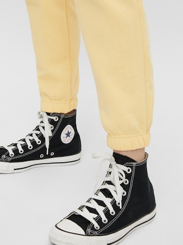 PIECES Tapered Hose 'PCChilli' in Gelb