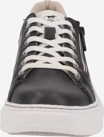 MUSTANG Sneaker in Schwarz