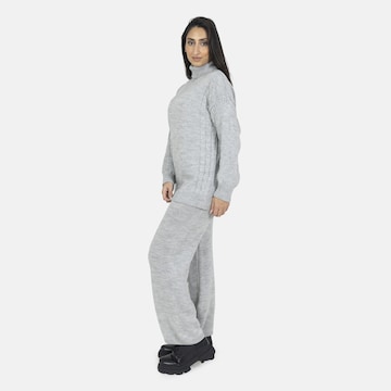 Elara Huispak in Grijs