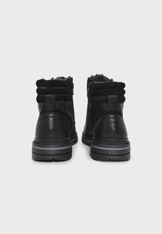 MUSTANG Veterboots in Zwart: terug