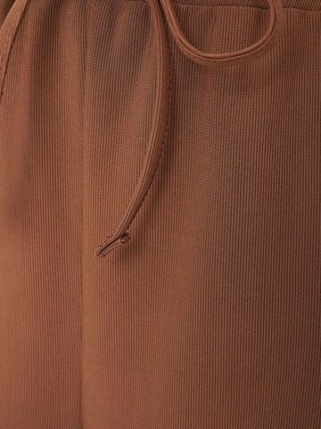 Hiccup Wide Leg Hose in Braun