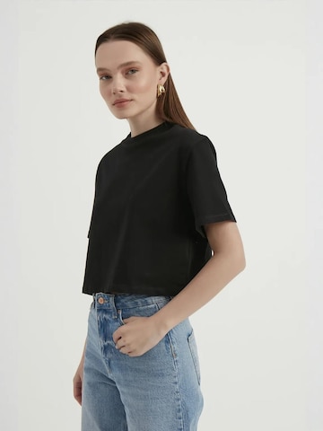 Hiccup Shirt in Black