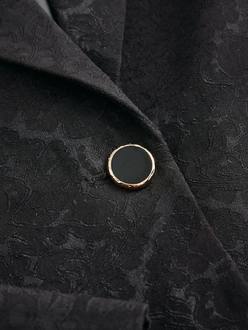 Next Blazer in Schwarz