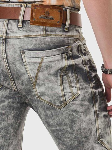 Coupe slim Jean CIPO & BAXX en gris