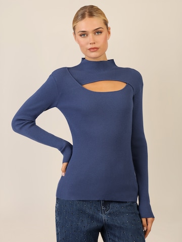 APART Sweater in Blue: front