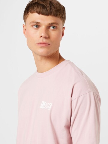 Levi's Skateboarding T-Shirt in Pink