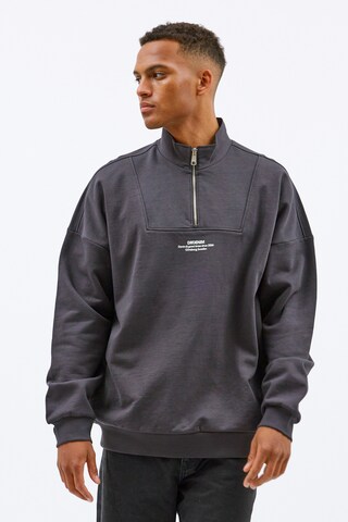 Dr. Denim Sweatshirt 'Aaron' in Grau: Vorderseite