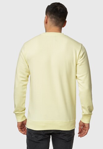 INDICODE JEANS - Sweatshirt 'Baxter' em amarelo