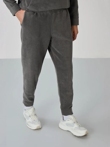 Regular Pantalon Tommy Life en gris : devant