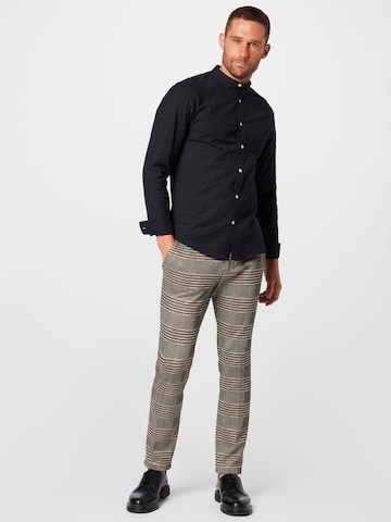 Slim fit Camicia di Lindbergh in nero