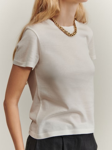 ABOUT YOU x Marie von Behrens - Camiseta 'Emma' en blanco