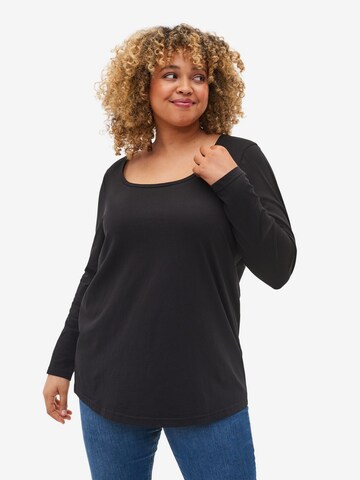 Zizzi - Camiseta en negro: frente