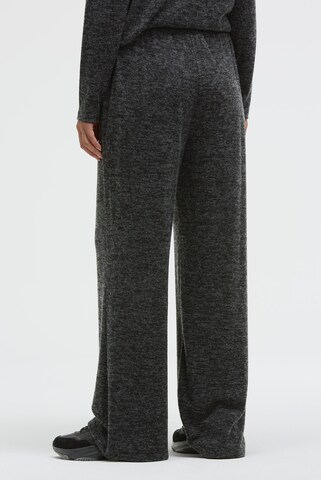 Soccx Loosefit Hose in Schwarz