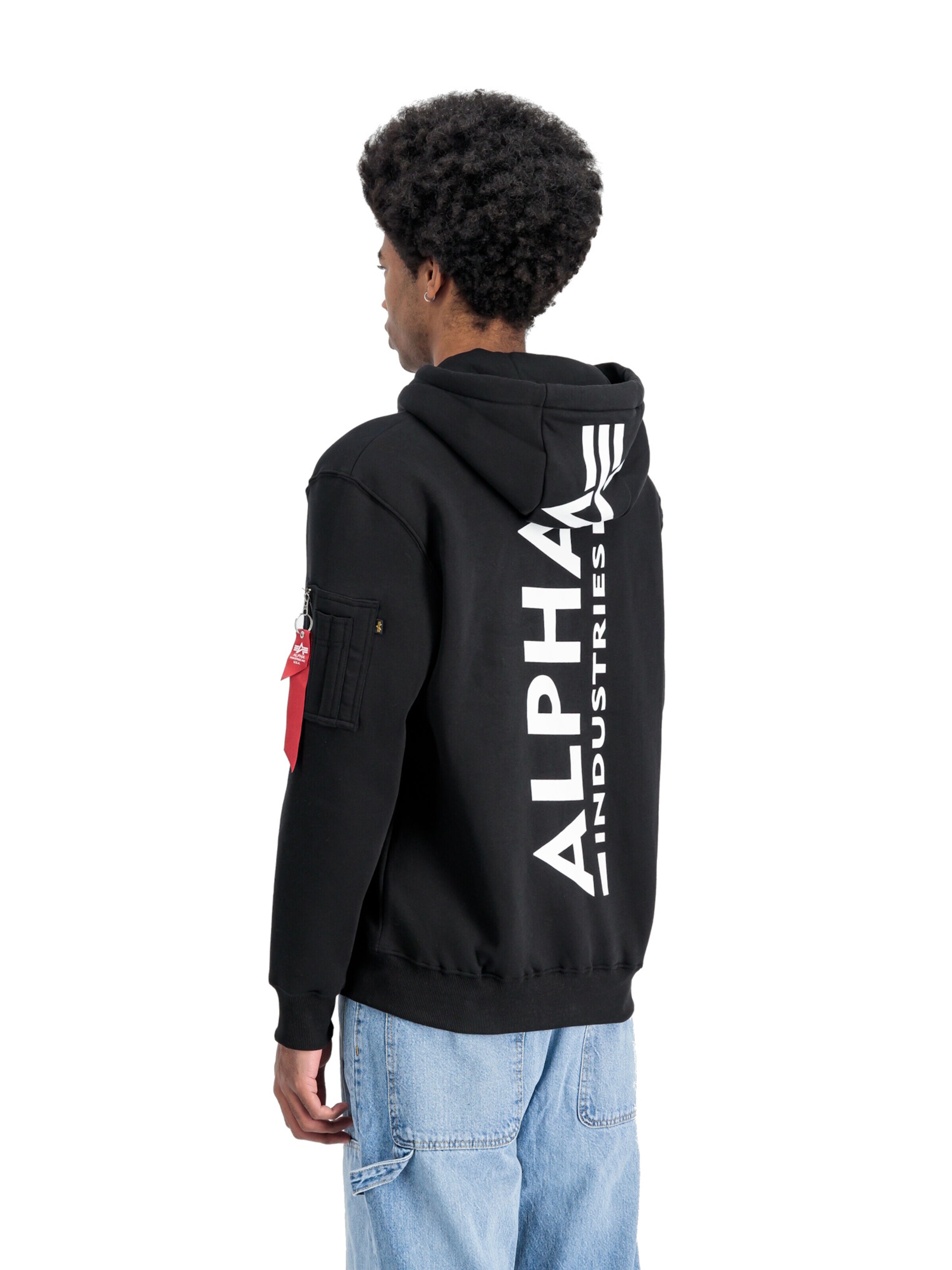 ALPHA INDUSTRIES Sweatshirt in Schwarz