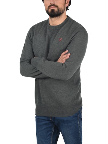 !Solid Sweatshirt 'Benn' in Grijs