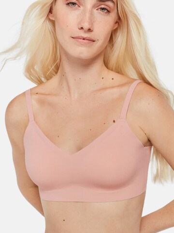 Reggiseno di Gisela in rosa: frontale