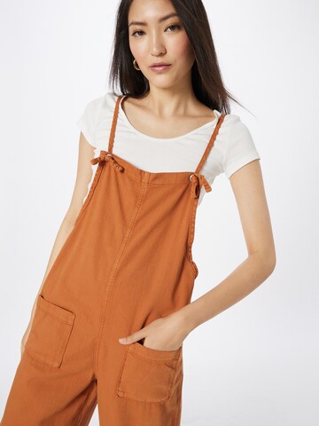 Monki Loose fit Dungaree jeans in Brown