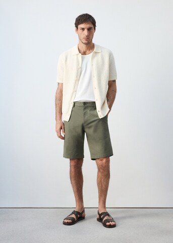 MANGO MAN Regular Shorts 'Gracia' in Grün