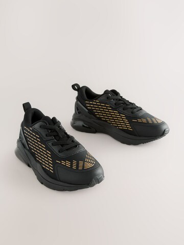 Next Sneaker in Schwarz