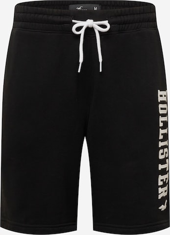 HOLLISTER Regular Pants in Black: front