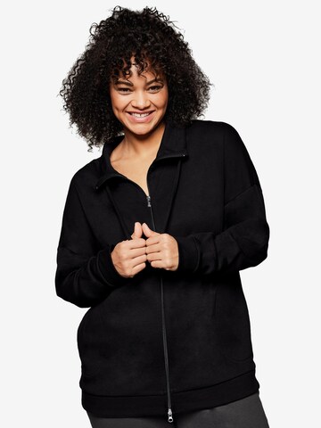 SHEEGO Zip-Up Hoodie in Black: front