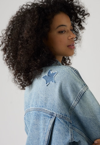LEVI'S ® Välikausitakki '90S' värissä sininen