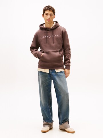 Tommy Jeans Sweatshirt in Braun