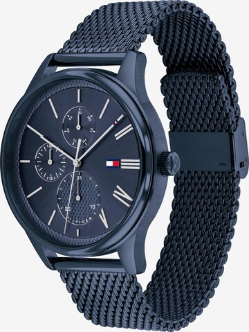 TOMMY HILFIGER Analog Watch in Blue