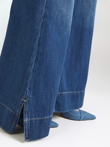 Flared Jeans di BOSS in blu