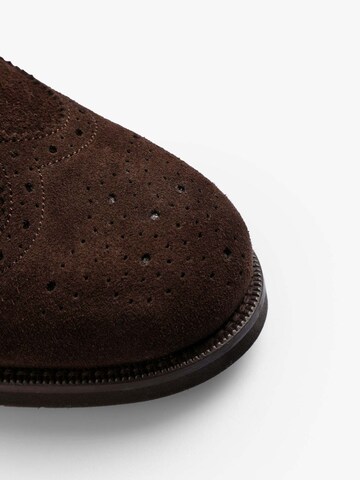 Chaussure à lacets ' ' Scalpers en marron
