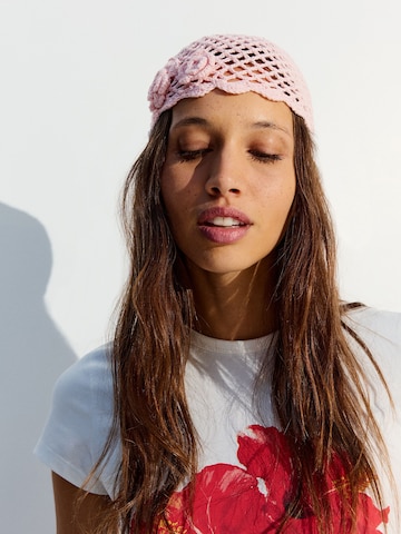 Bershka Czapka w kolorze różowy