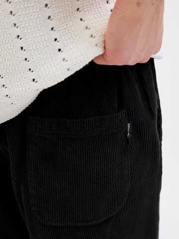 Wide leg Pantaloni di JACK & JONES in nero