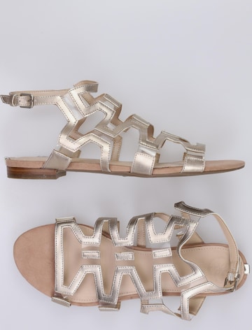 GUESS Sandalen 40 in Beige: predná strana