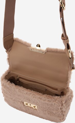 Borsa a tracolla 'Fluffy Pitea' di Seidenfelt Manufaktur in marrone