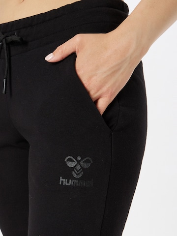 Hummel Slimfit Sportovní kalhoty – černá