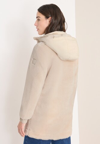 CECIL Between-Seasons Coat in White