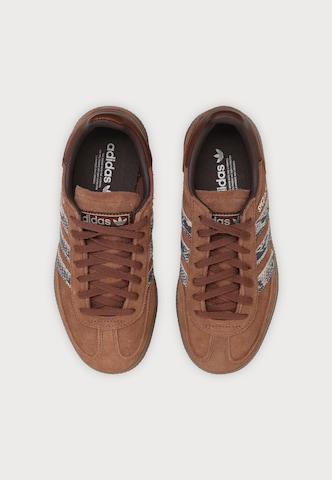 Baskets basses 'Handball Spezial' ADIDAS ORIGINALS en marron