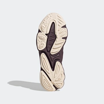 Baskets basses 'Ozweego' ADIDAS ORIGINALS en marron