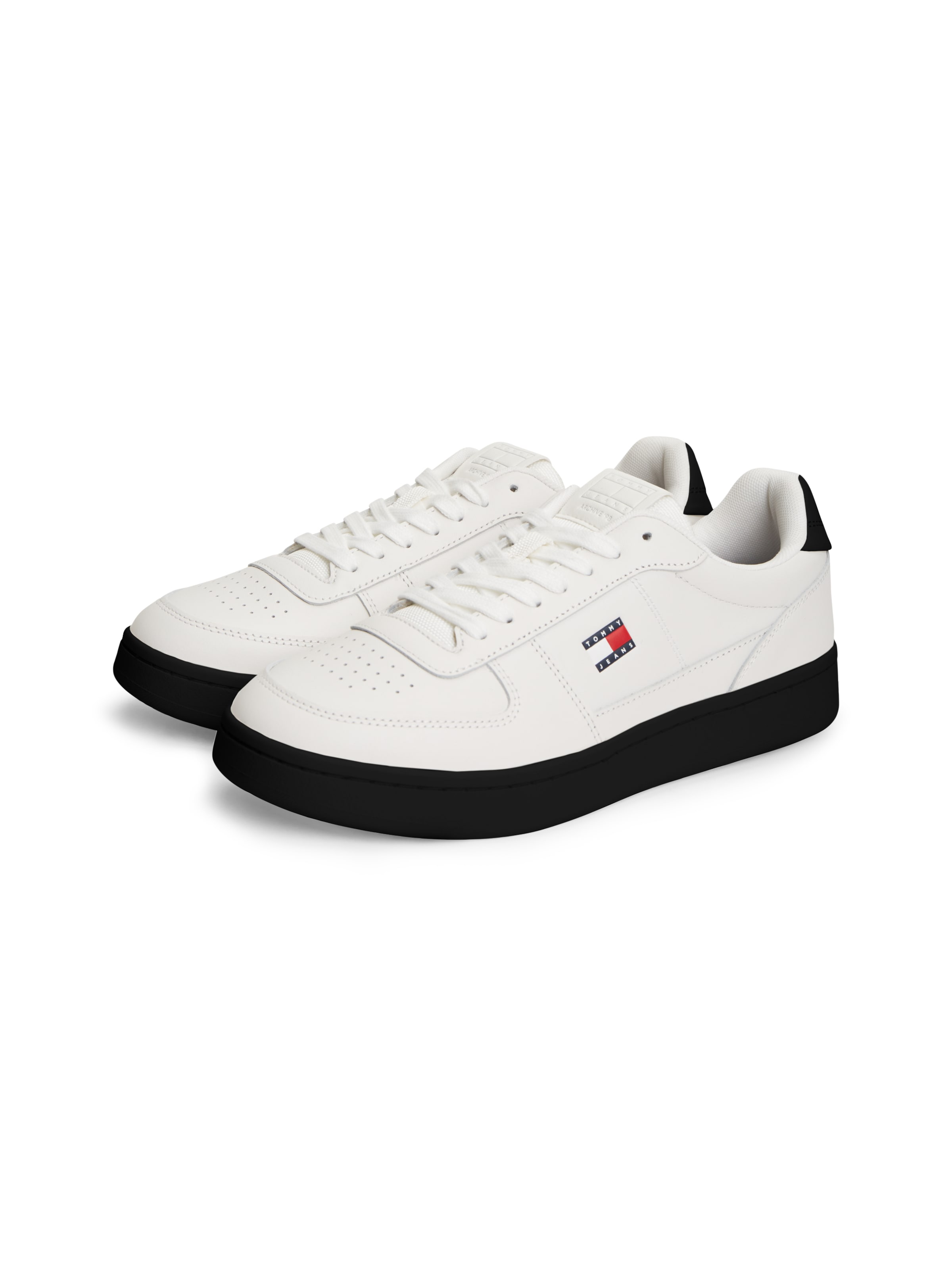 Tommy JeansNiske tenisice 'Archive Court' - bijela boja