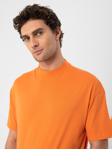 Antioch - Camisa em laranja