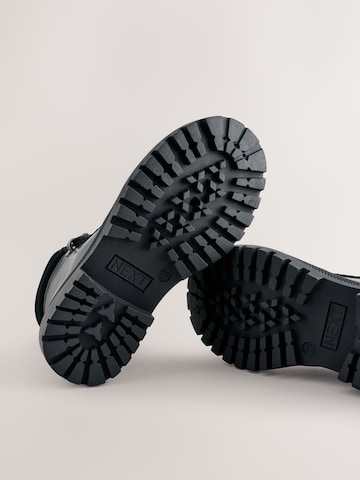 Next Boot in Black