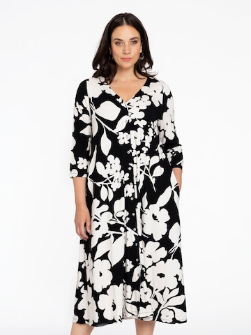 Yoek Dress in Black: front