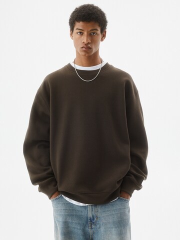 Pull&Bear Sweatshirt in Brown: front