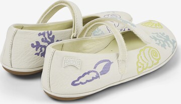 CAMPER Ballet Flats 'Right' in White