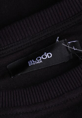 Blood Brother Sweatshirt & Zip-Up Hoodie in M in Black