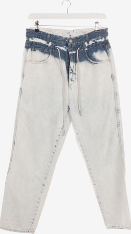 Closed Jeans in 28 in Blue: front